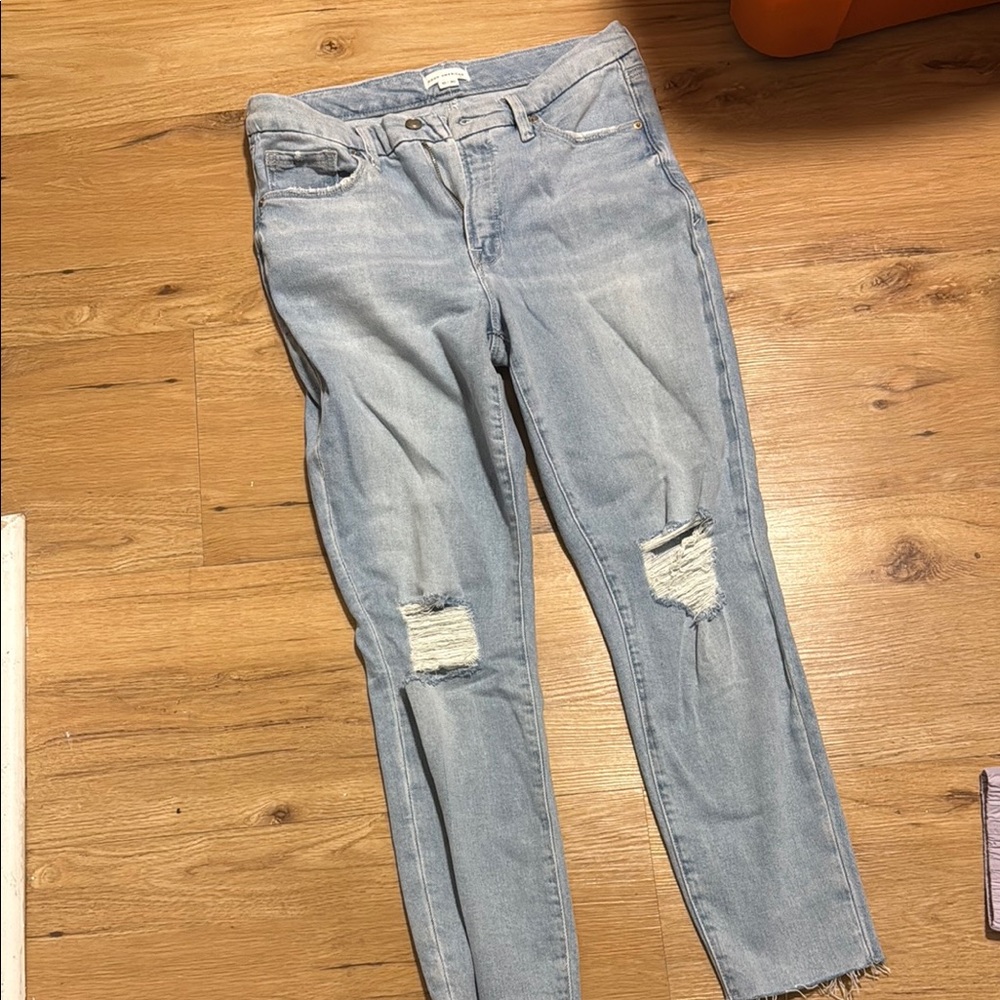 Good American Women's size 10/30 Light Blue Distressed Jeans